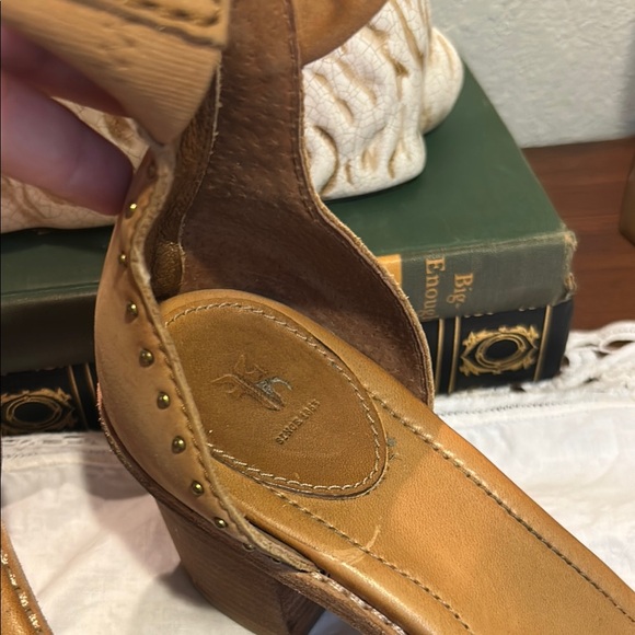 Frye “Brielle” Ankle Strap Studded Tan Sandals - Picture 2 of 9